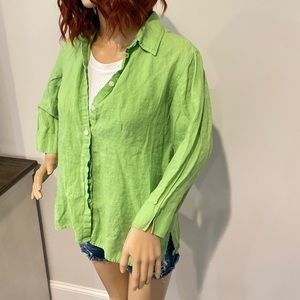 Liz Claiborne lizwear 3/4 sleeve button down shirt.
